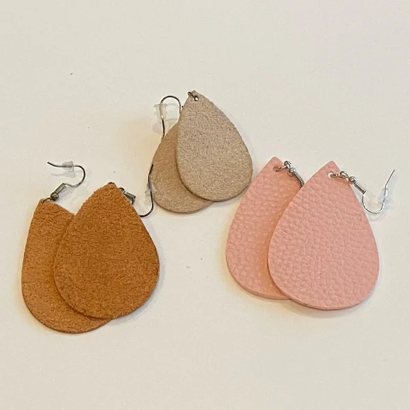 Three pairs of leather teardrop earrings 💧 - Picture 2 of 5